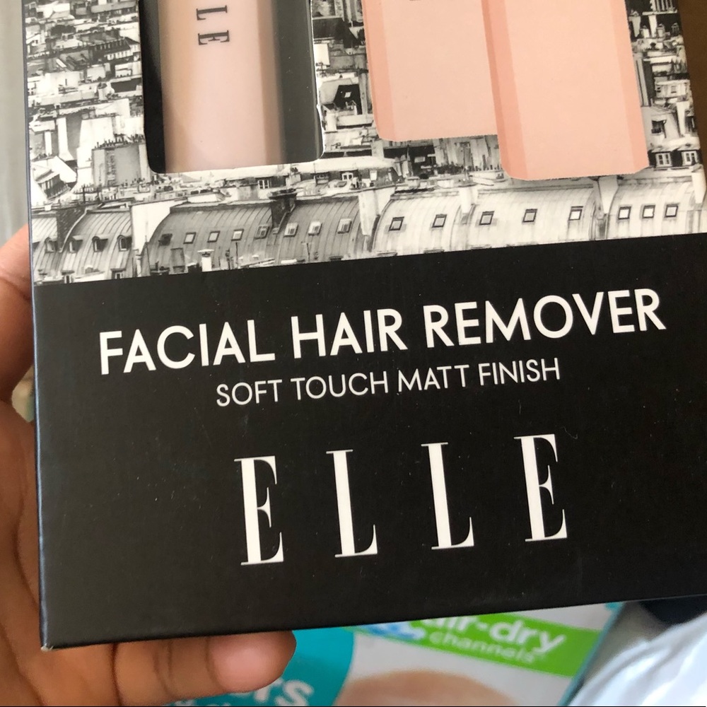 New in Box NWT Elle Painless Facial Hair Remover - Picture 3 of 13